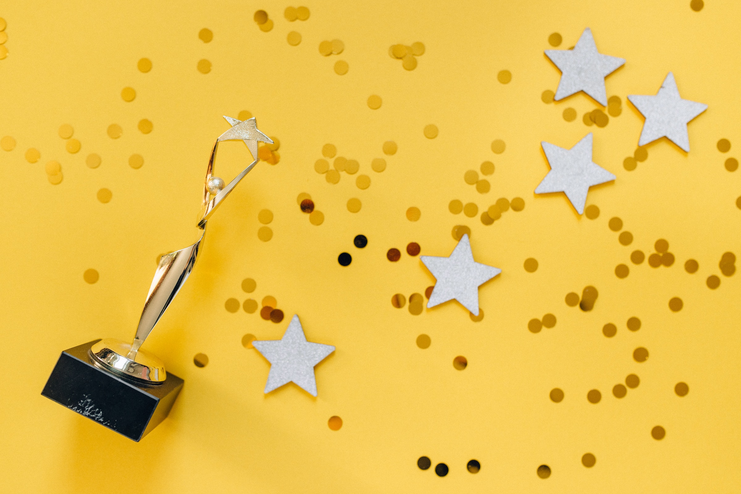Trophy with stars for celebrating a good reputation. Photo Nataliya Vaitkevich - Pexels