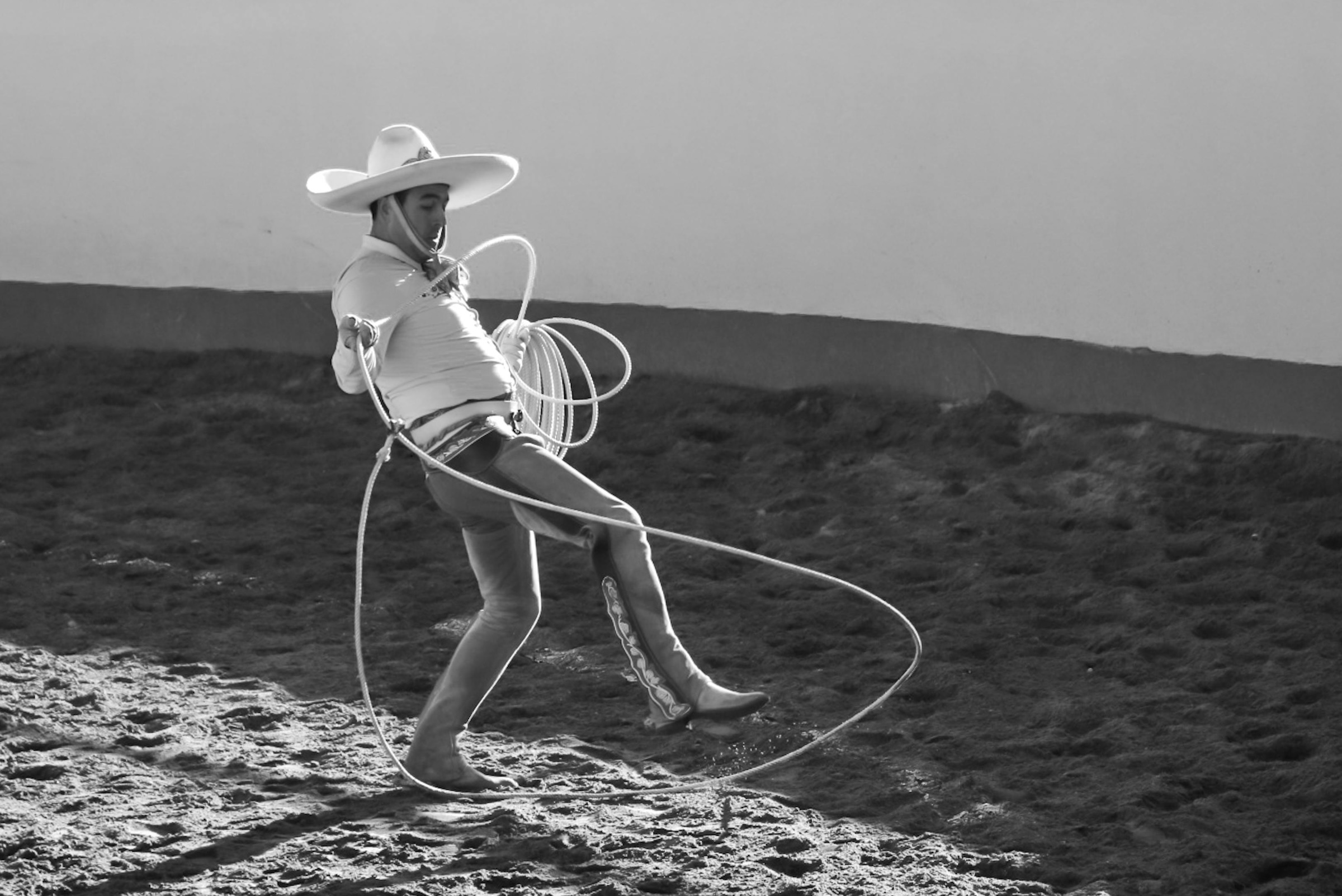 Man with a lasso - Photo de Anya Juárez Tenorio - Pexels