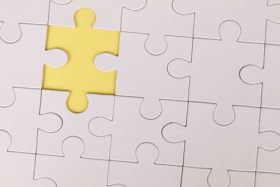 A piece of a puzzle missing - Photo Ann H - Pexels